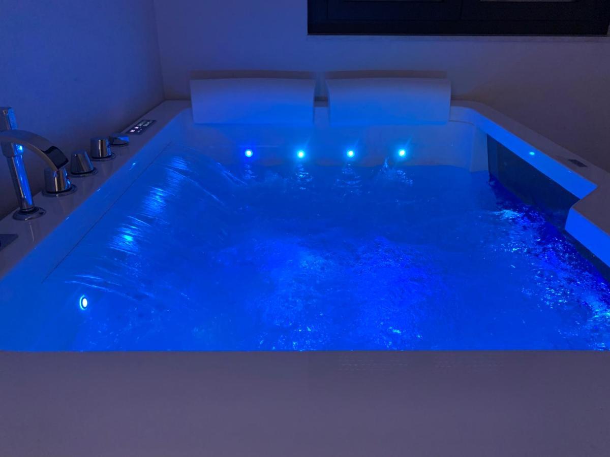 Athena Rooms With Private Spa Pachino Exterior photo